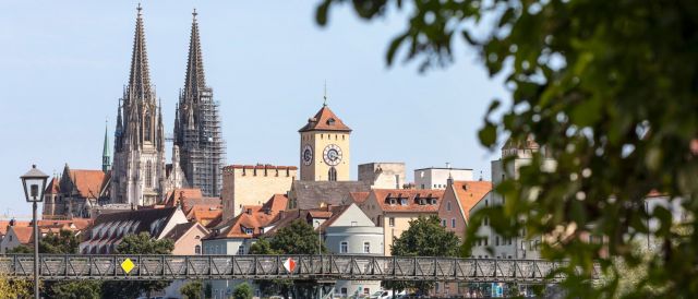 Fotografie - Blick vom Eisernen Steg auf die Altstadt